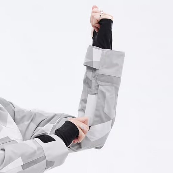 Montec - Dune Snowboard Jacket in Snow Camo (gray/white) - Picture 12 of 15
